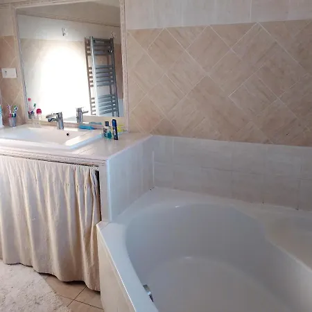 Maison De 3 Chambres A A 800 M De La Plage Avec Jardin Clos Et Wifi Prázdninový dům